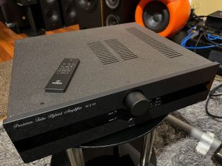 🎶 CANOR AI 2.10 – Síla tranzistoru, kouzlo elektronek 🔊 Představujeme vám CANOR AI 2.10 – špičkový hybridní integrovaný...